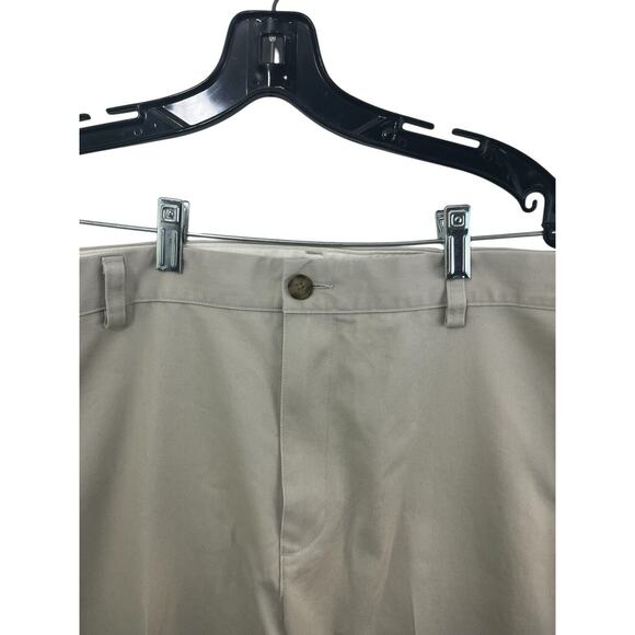 LL Bean Mens 37 Wrinkle Free Chino Pants Flat Front Light Khaki Classic Preppy - Picture 3 of 7